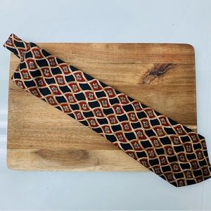 Countess Mara 100% Silk Patterned Tie